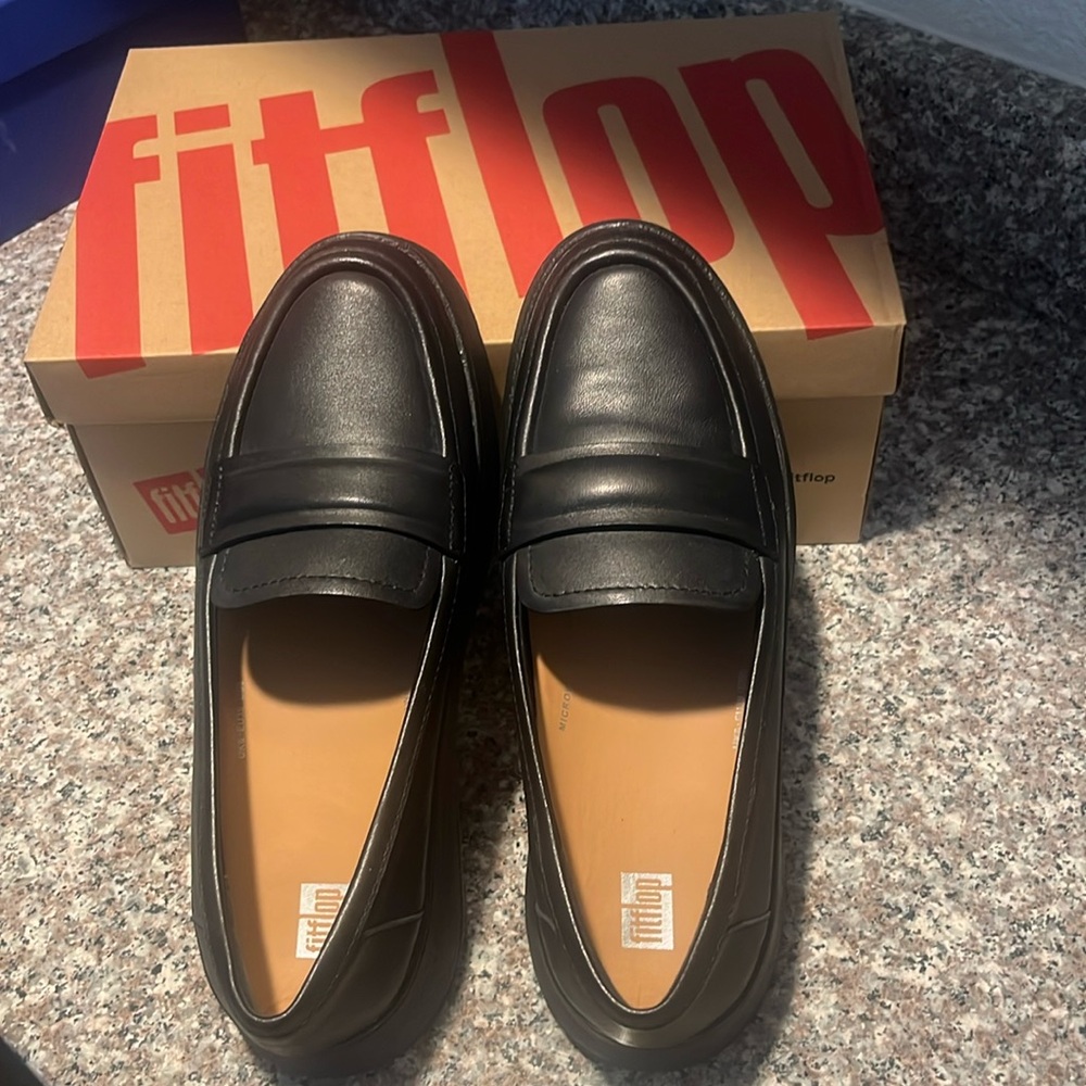 Fit Flop F-Mode Leather Flatform Penny Loafer NIB Size 8